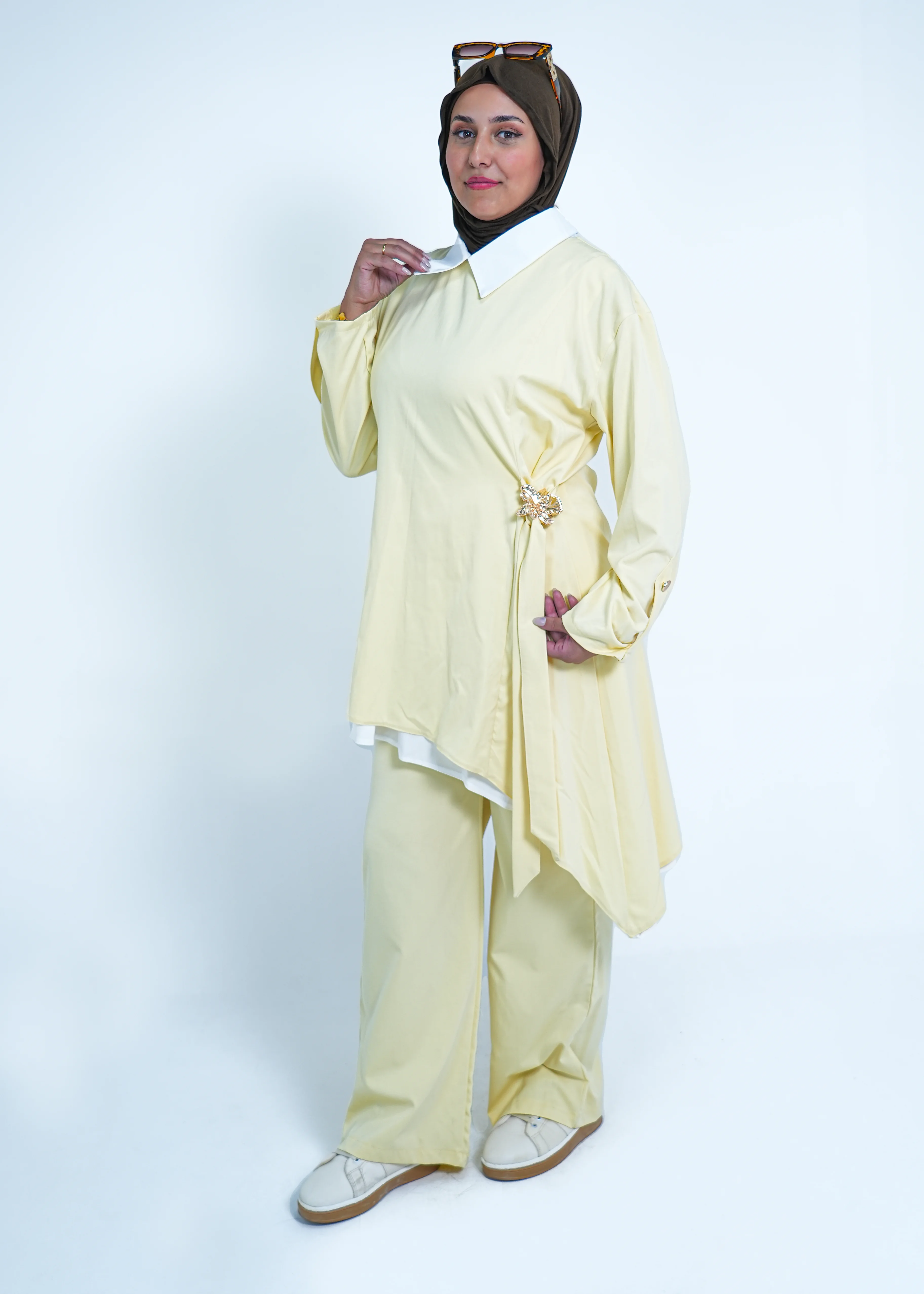 Set 4 in Yellow - view 2